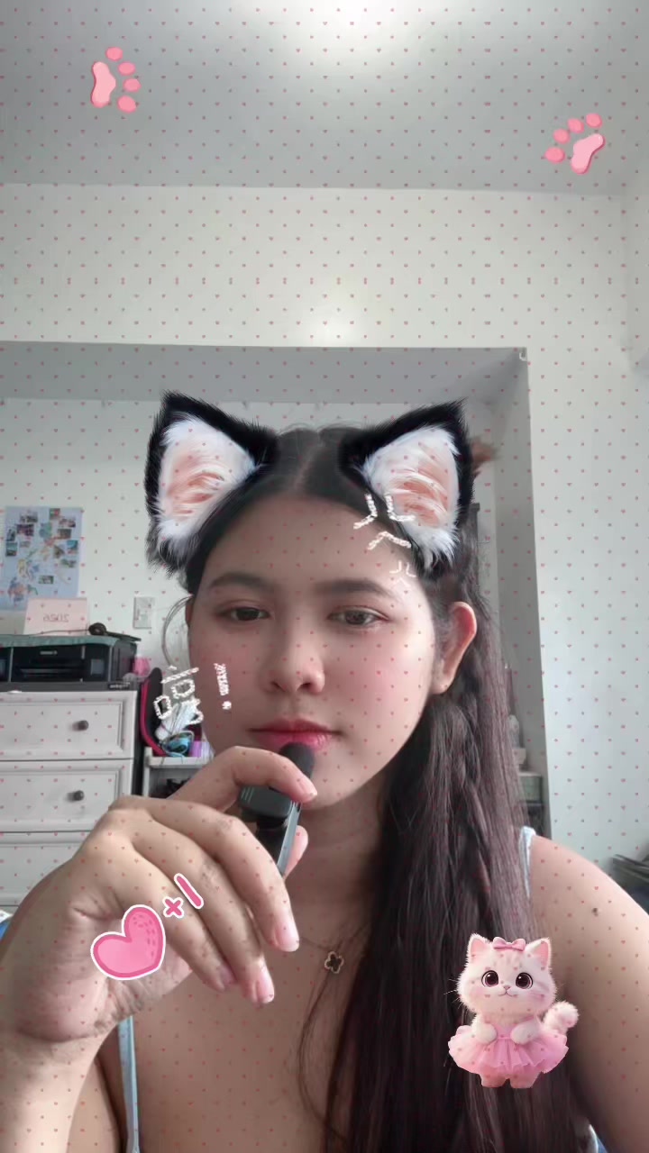 @Elley27