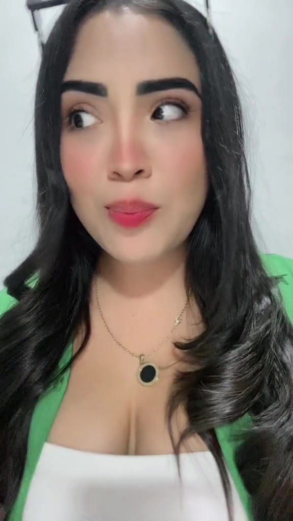 @Isacerino