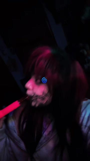 @call me knife🔪 (he/they/it)<3