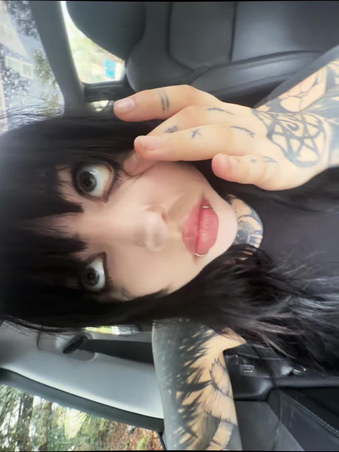 @mothertriplex