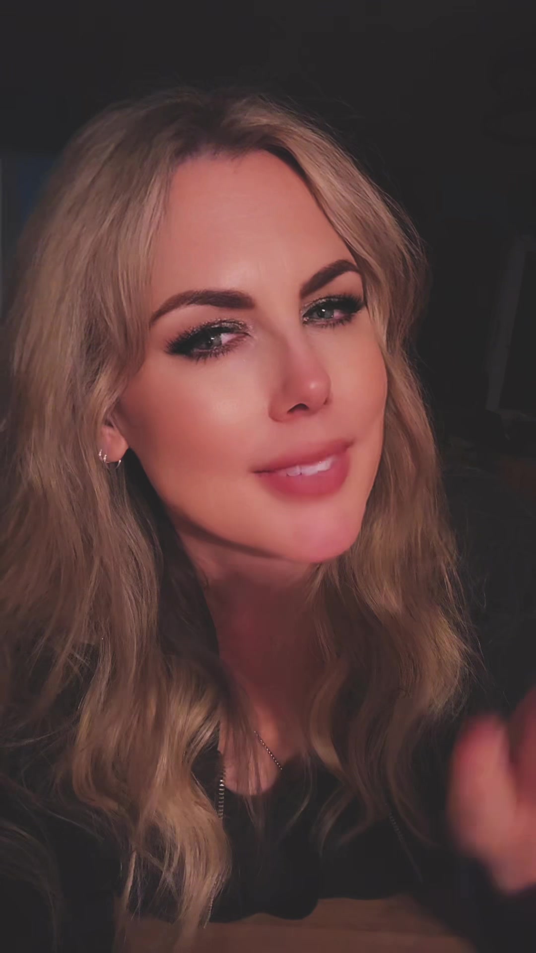 @alluria_khaluna