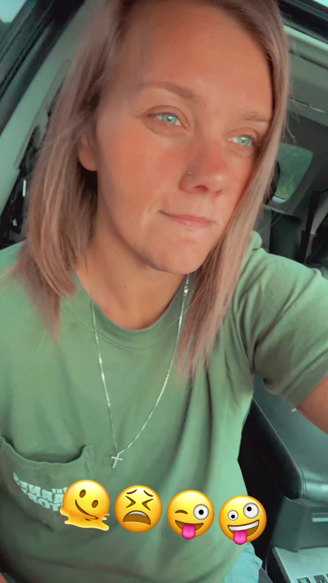 @LaceyNicole