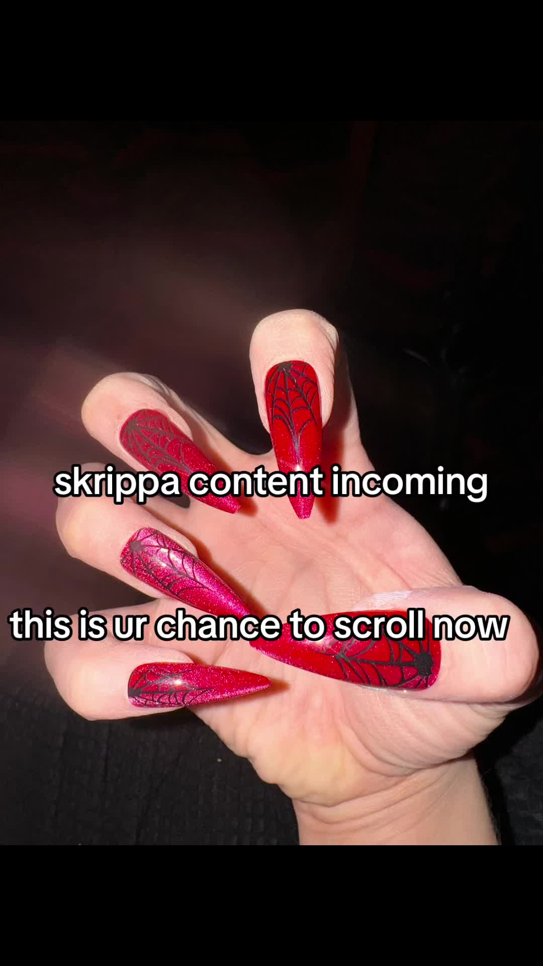 @โ Em โ
