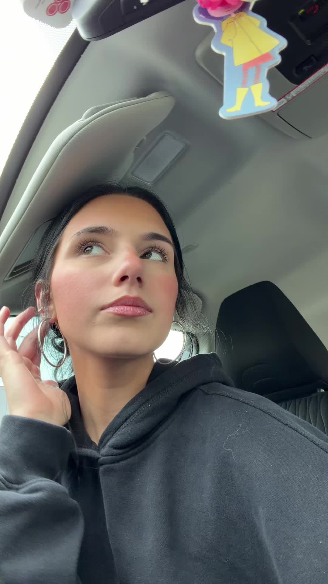 @user375689400
