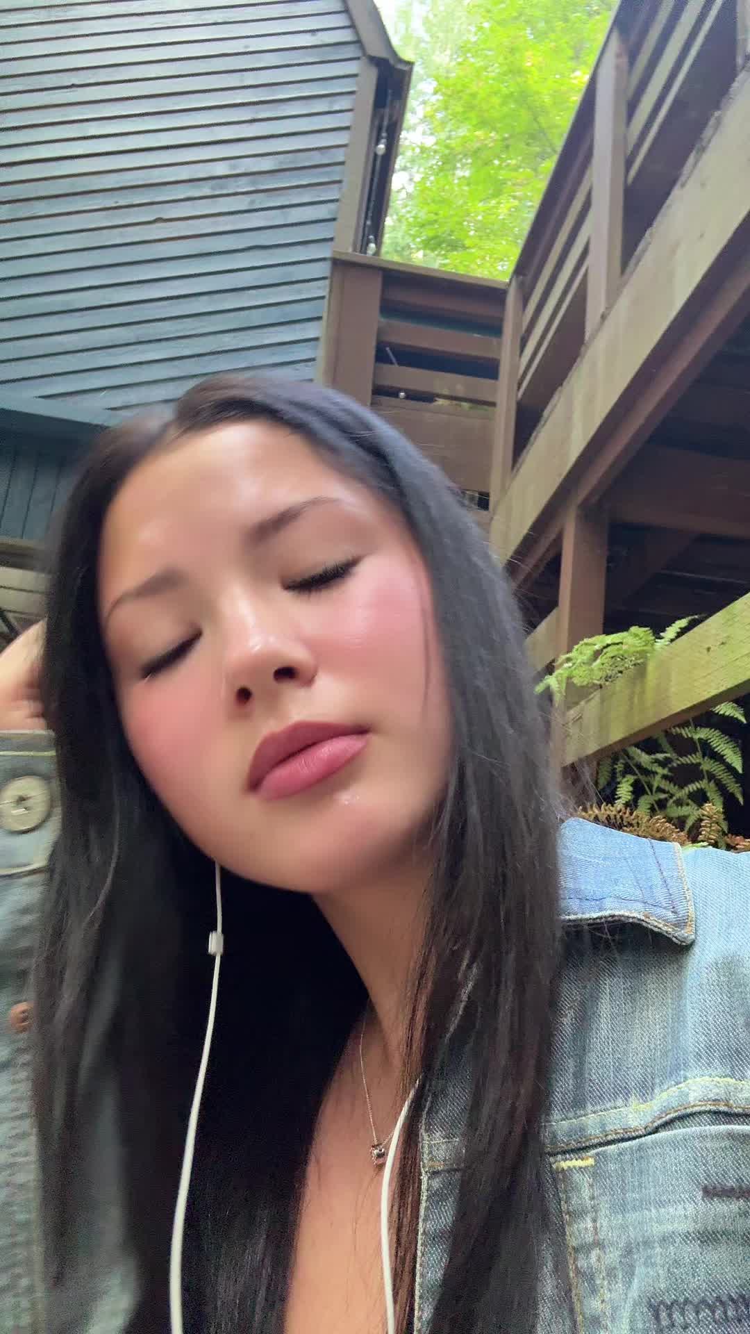 @izzy