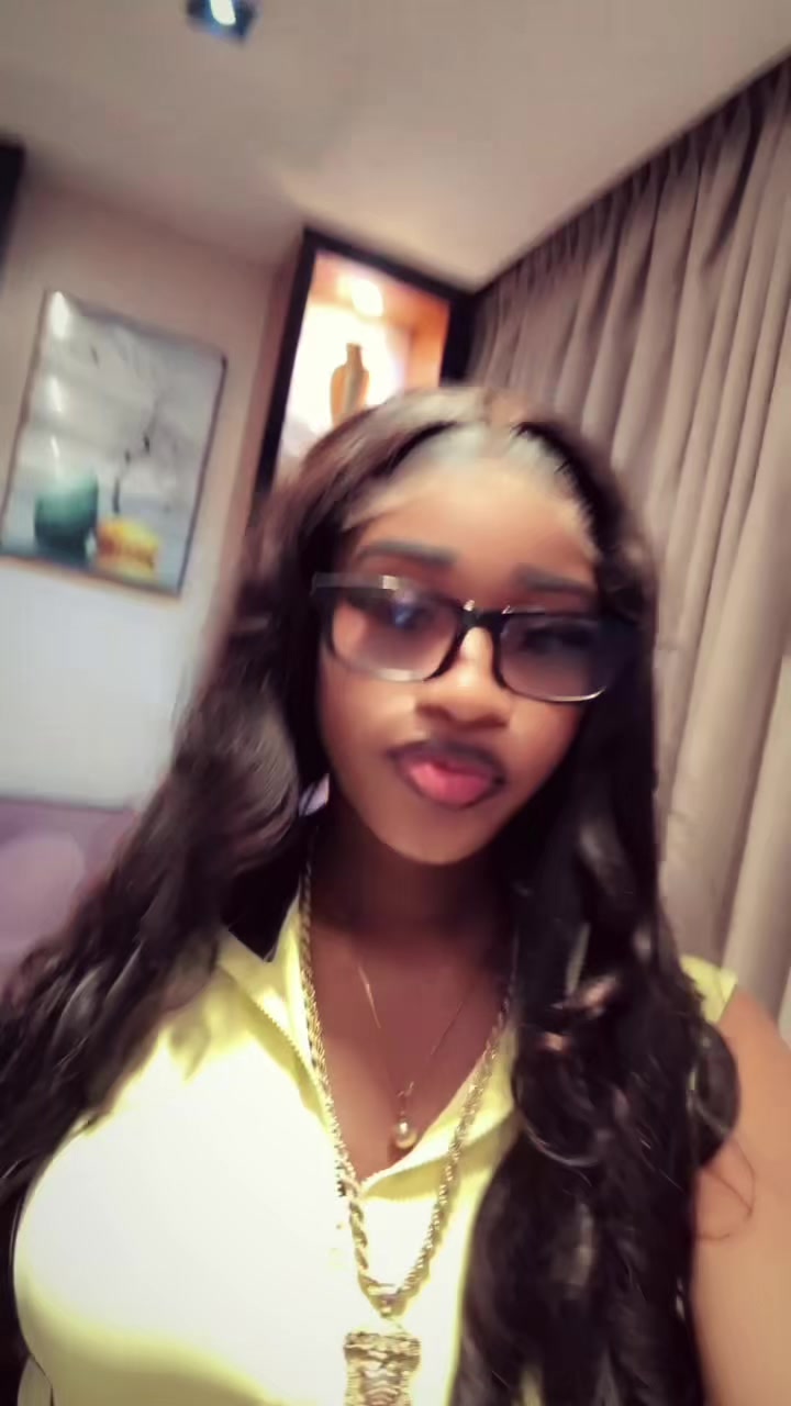 @Sexy favvy🥹💕😝