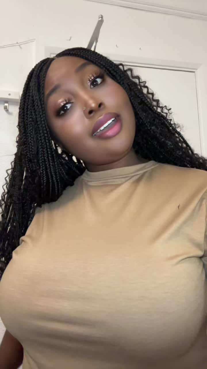 @AbimbolaMi_26