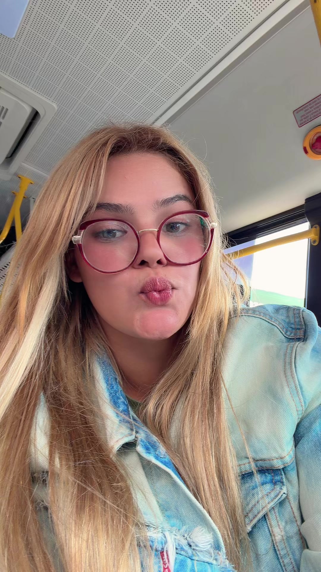 @️Jennifer Bland&oacute;n🦦🚍