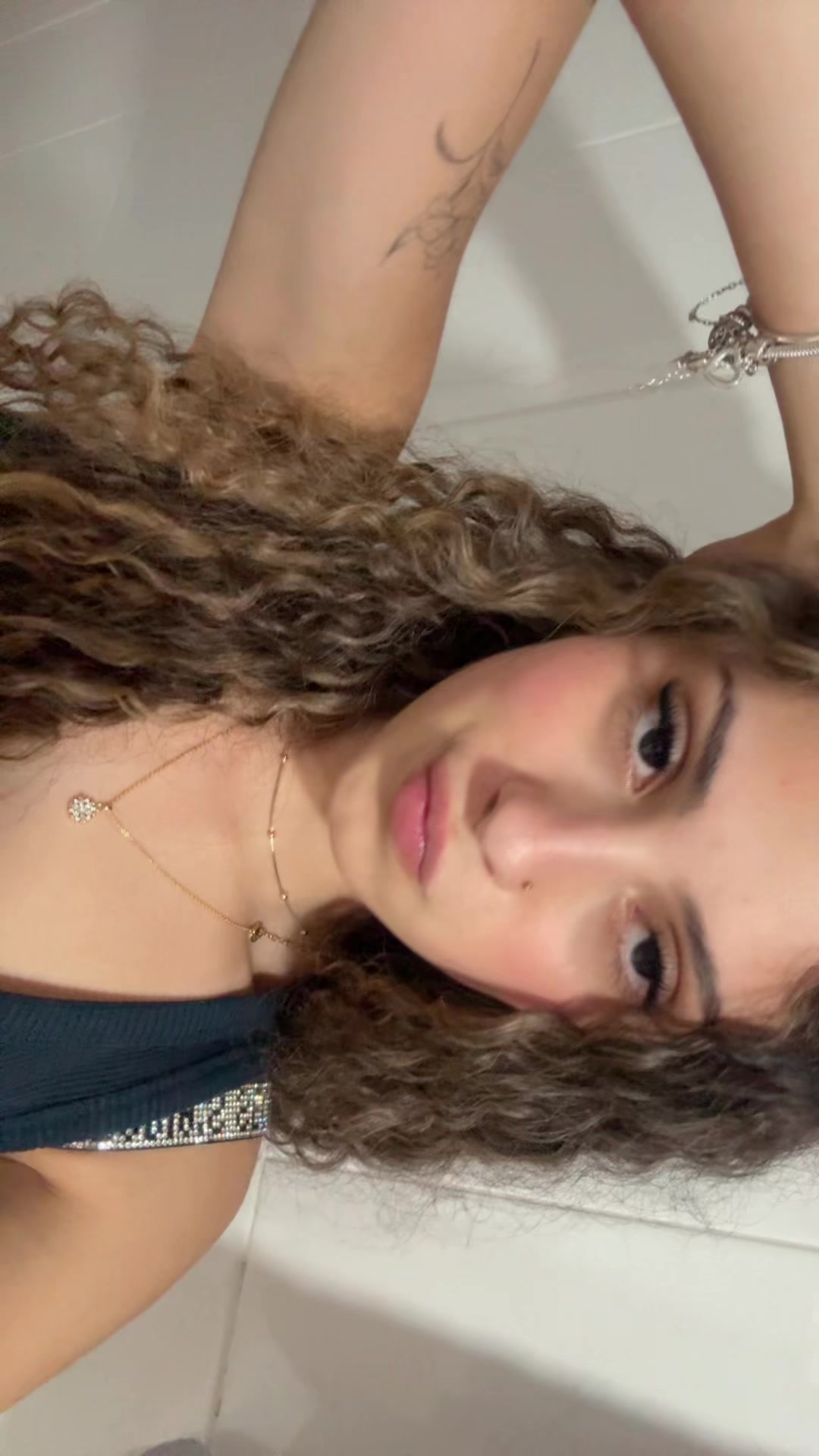@maduximenes._