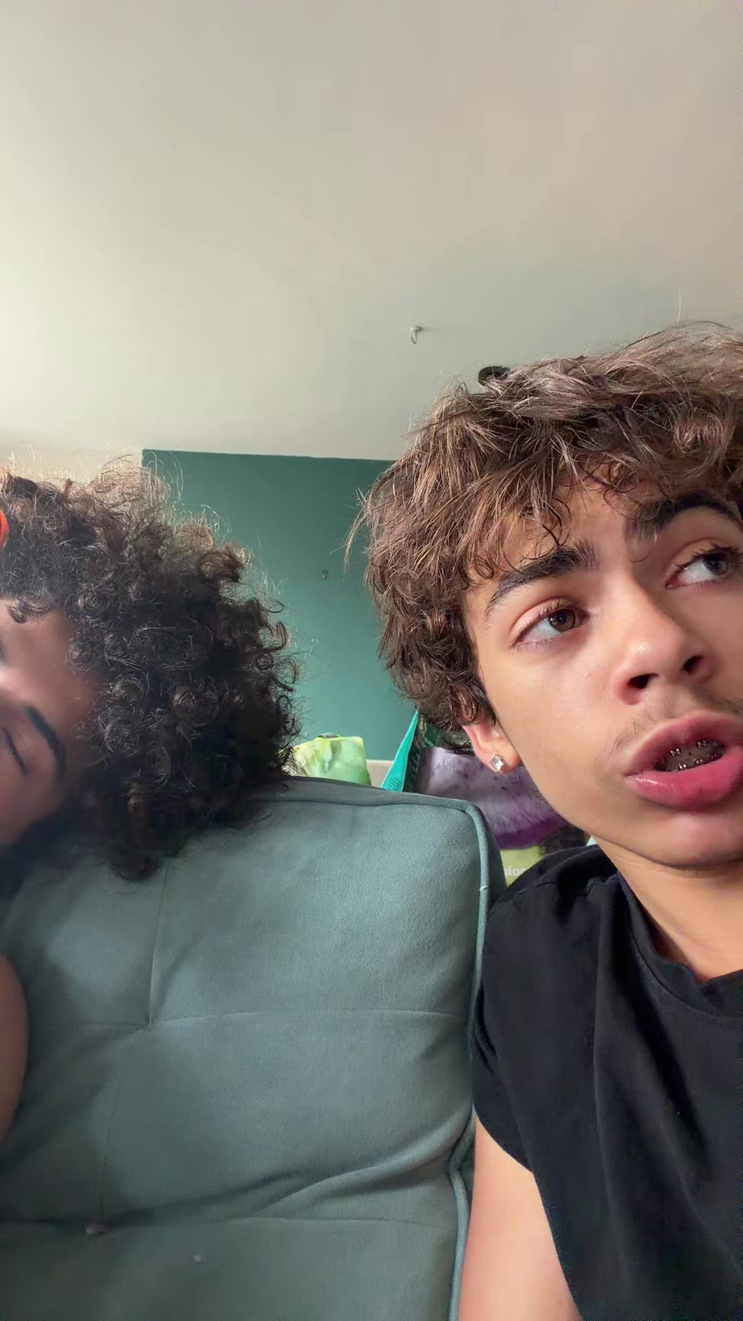 @iseezayy