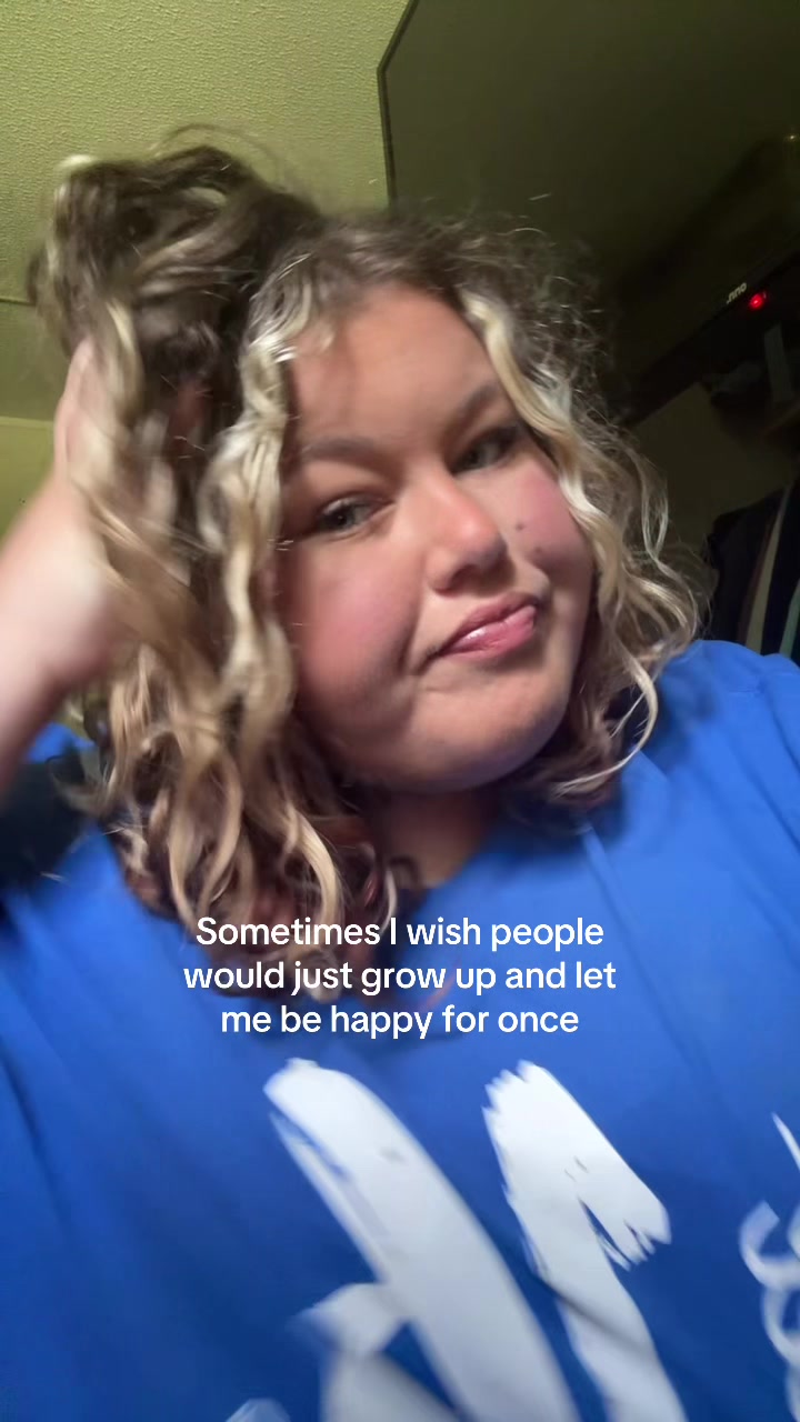 @Ems🫧