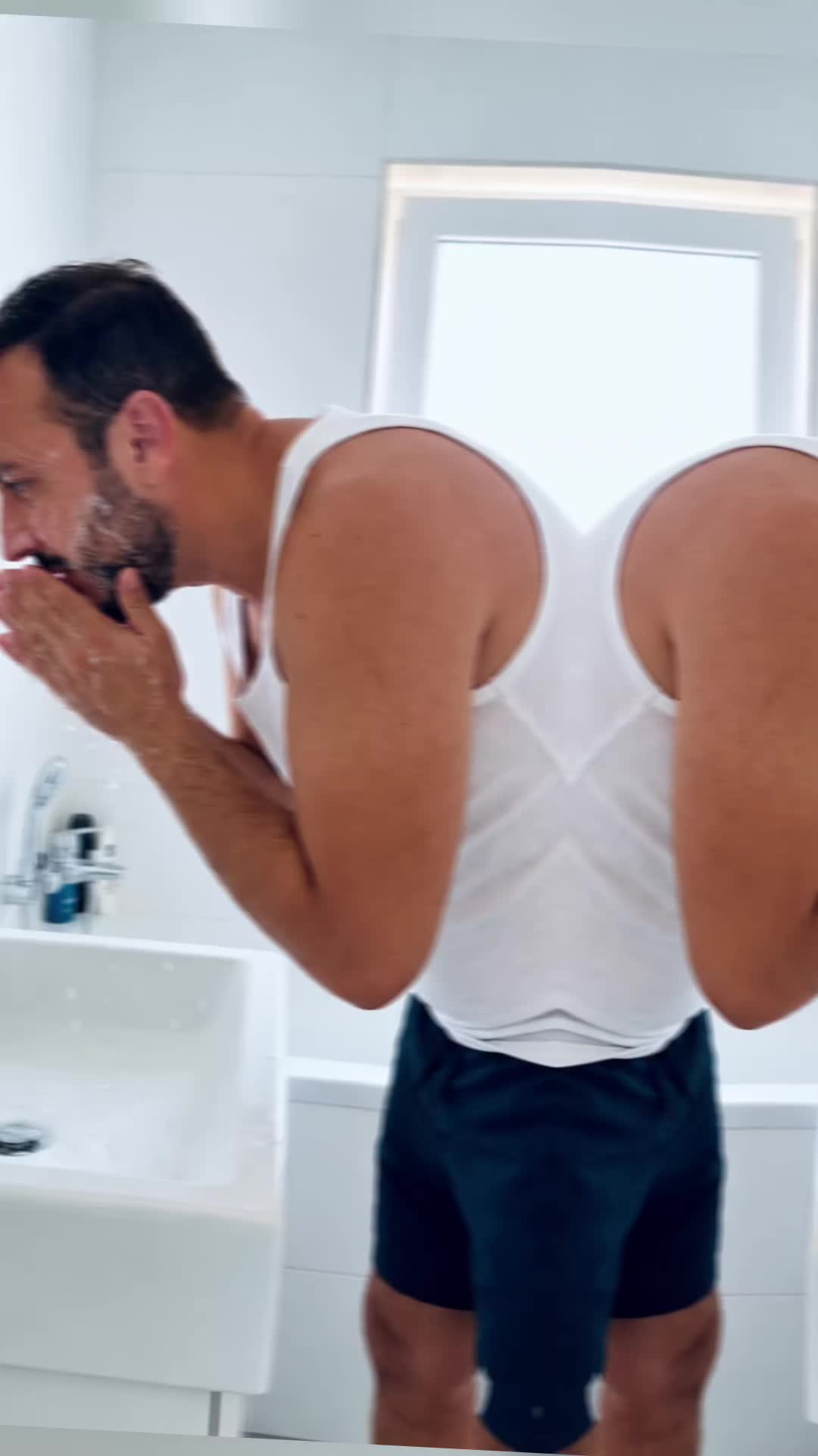 @Ayhamhakki Alexander