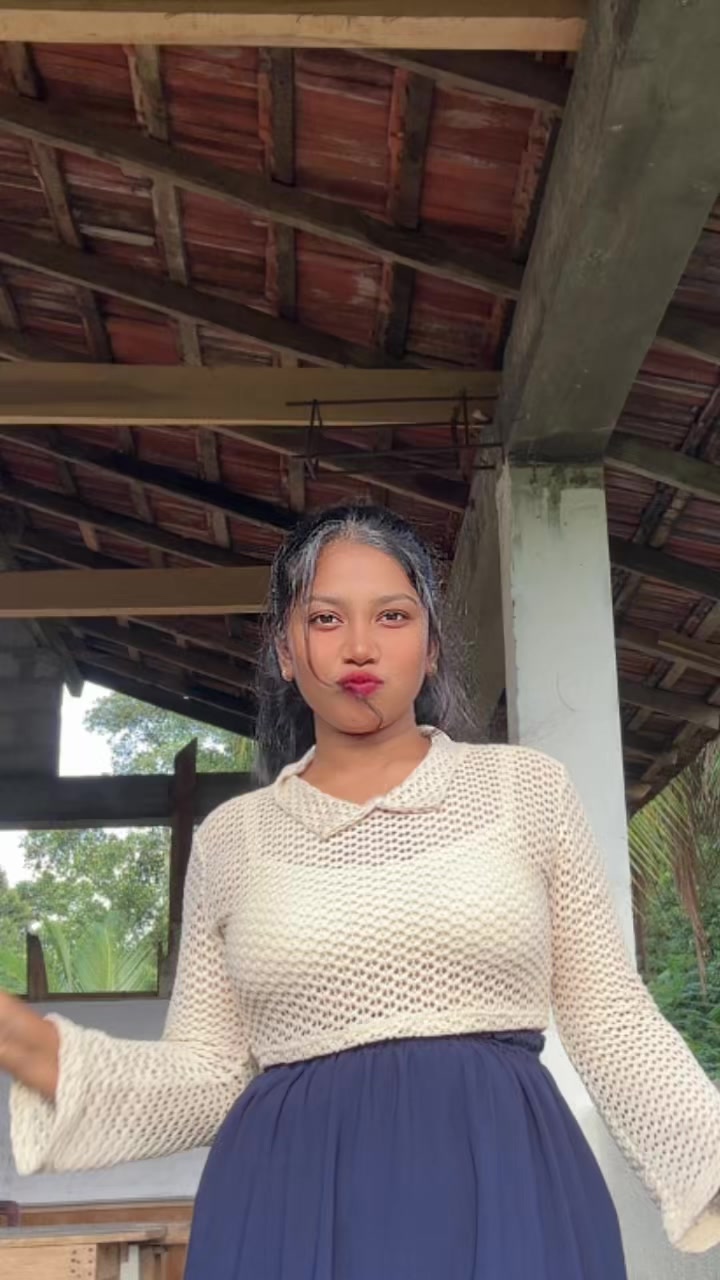 @ᥫ᭡ AYO_🧸💞 :)