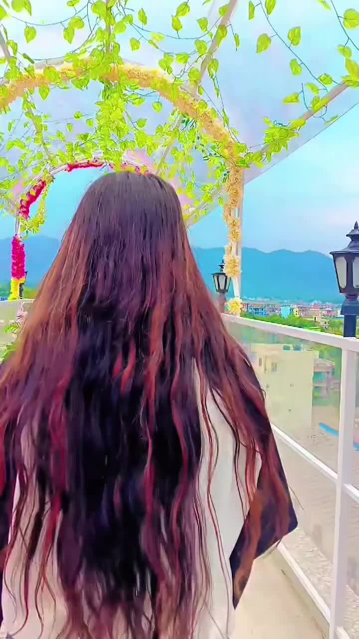 @👑pinky pahari 🍁💚🥀
