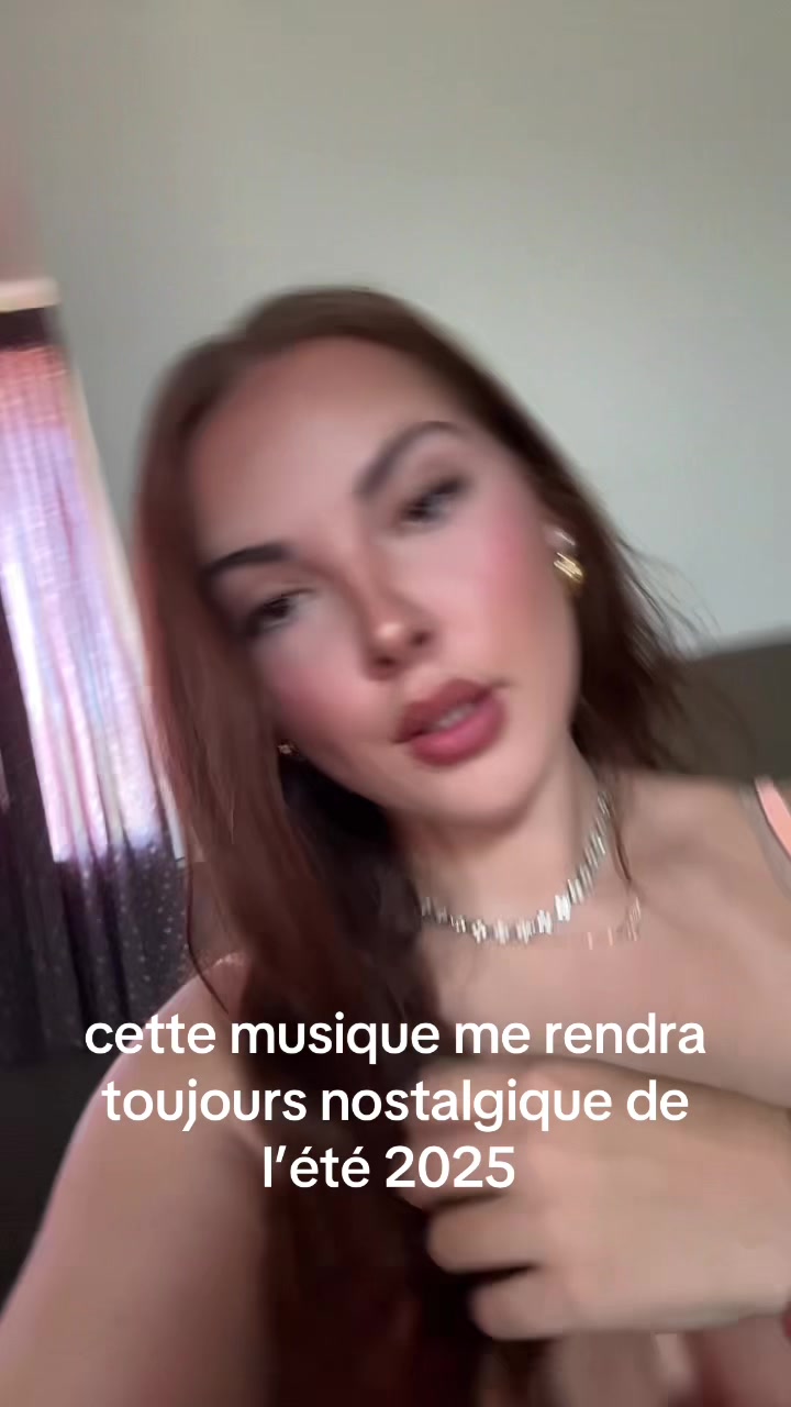 @𝐣𝐞𝐚𝐧𝐧𝐞_𝐠𝐬𝐭𝐥