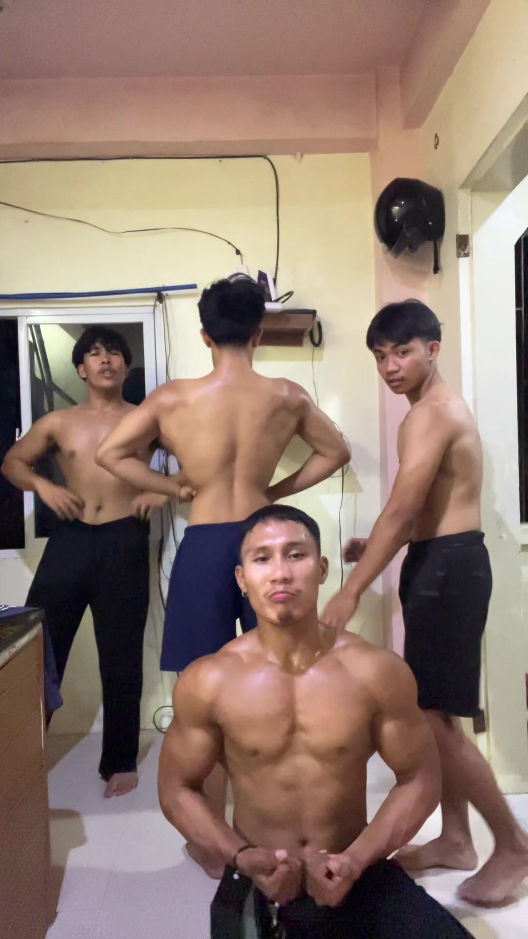 @Barbie arms