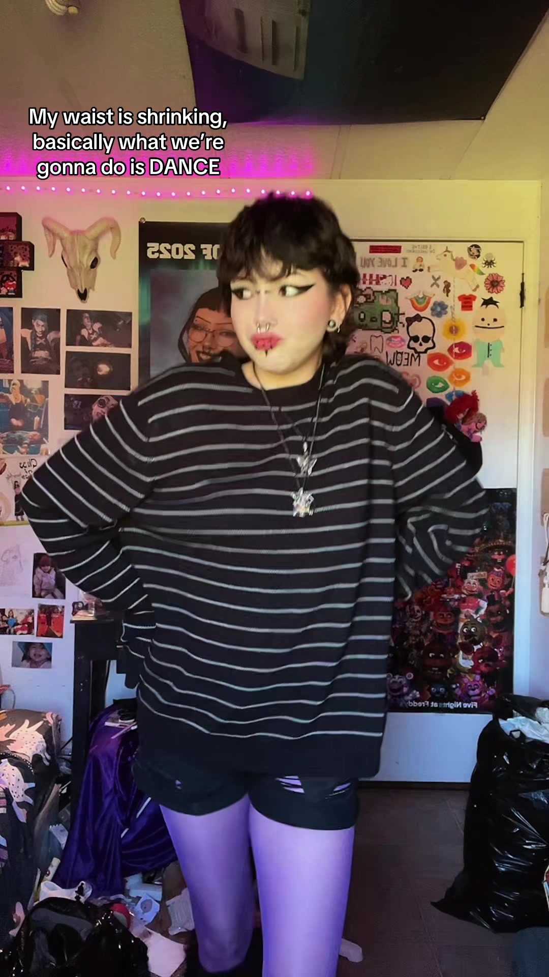 @luv3n4 /•᷅•᷄\੭