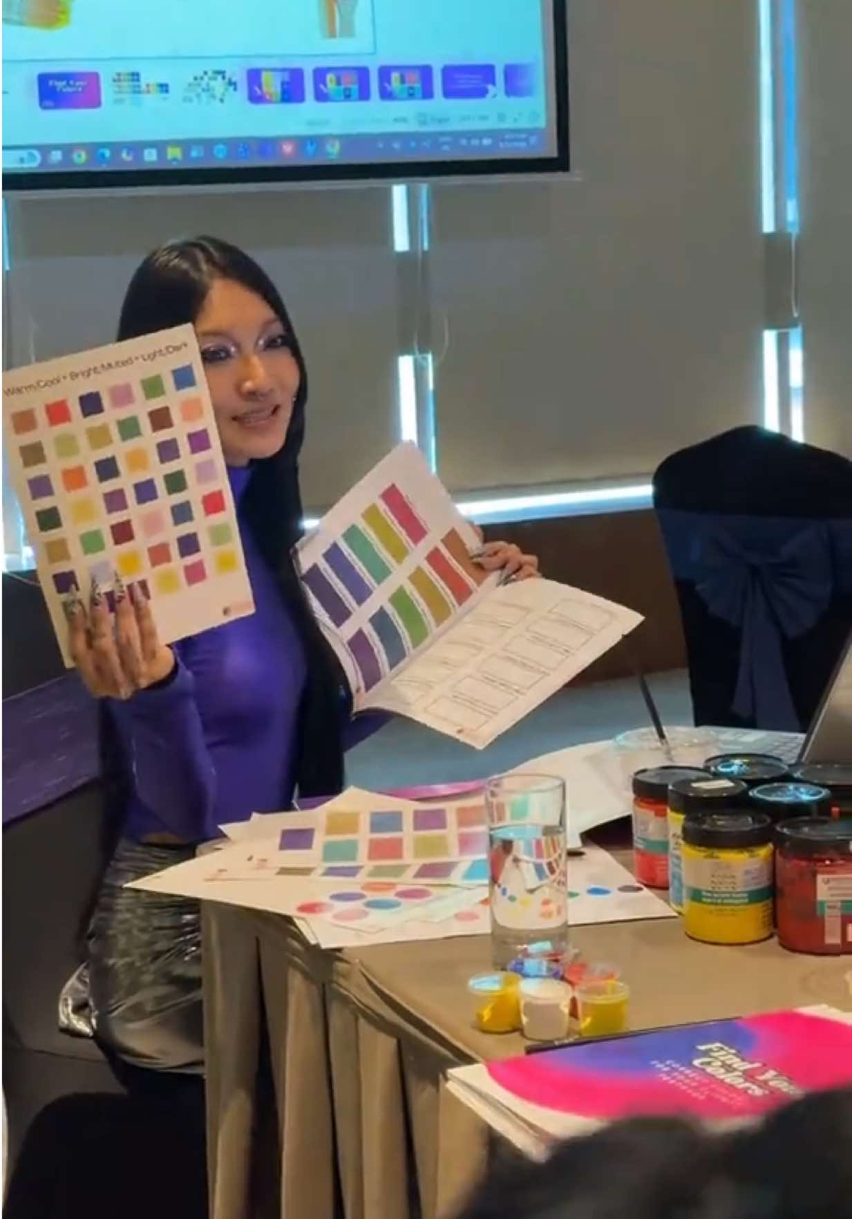 @Find Your Colors đ¨đâ¨