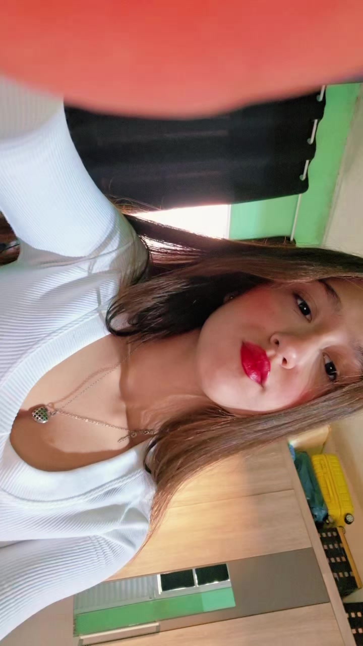 @Mimi.Moser🍒