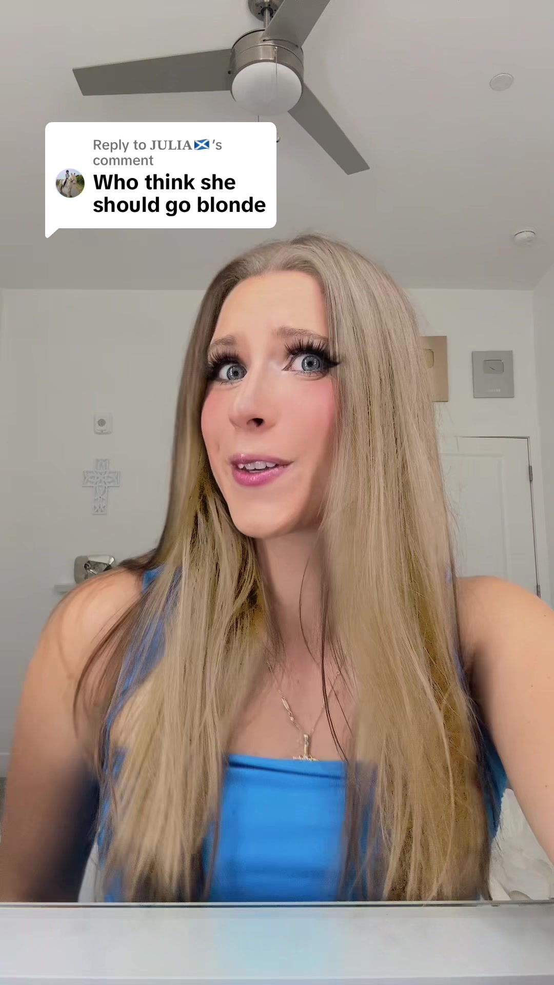 @Pink Shirt Girl