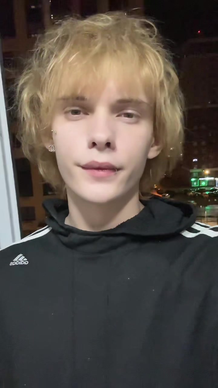 @тёма лайт