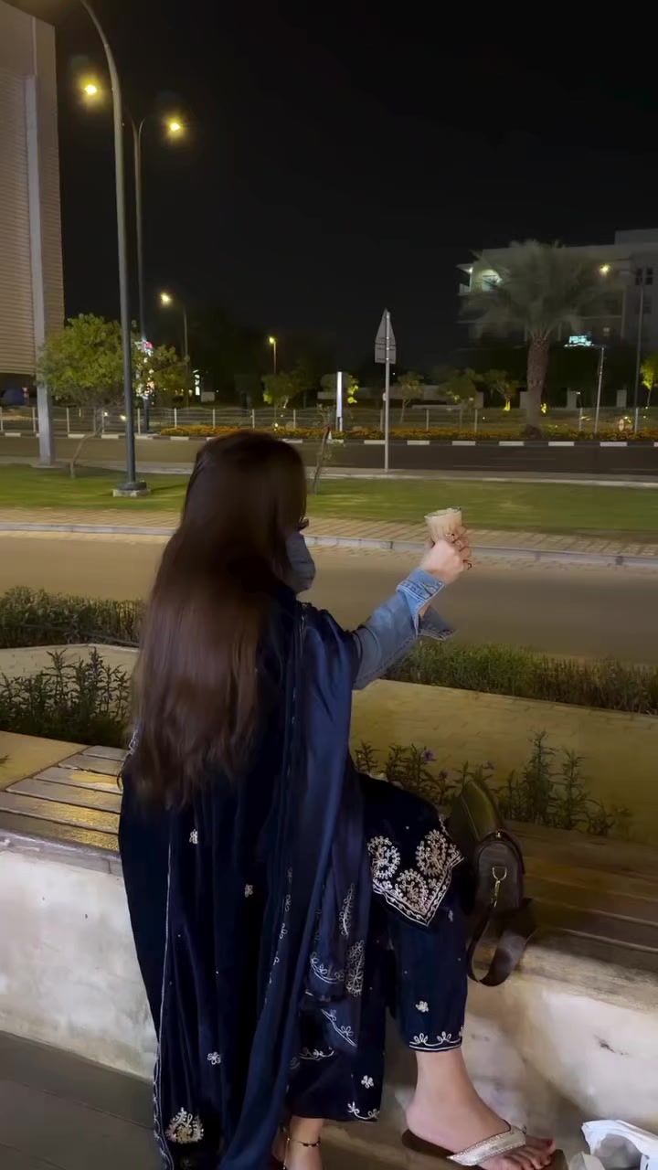 @🤍....HoOrain Fatima..🥂💸
