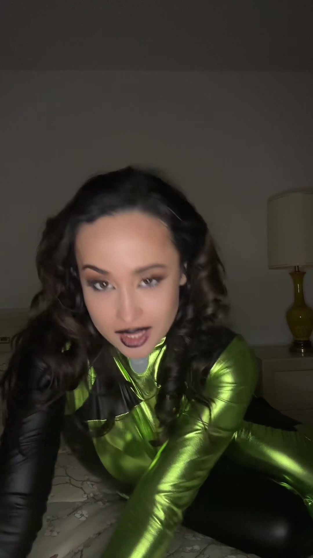 @e