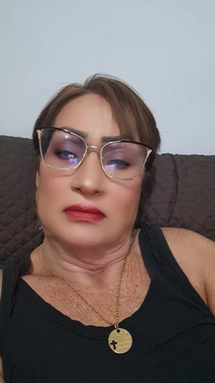 @Luzia Teles 🦋
