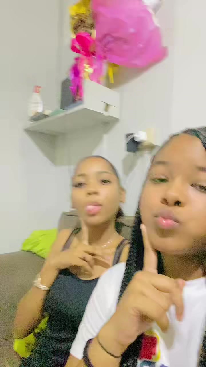 @nisha2prettyy