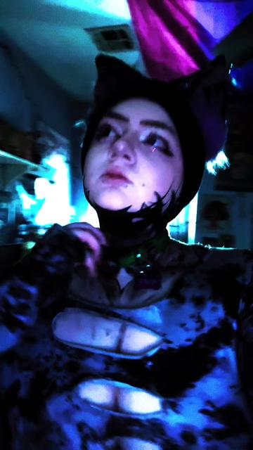 @call me knife🔪 (he/they/it)<3