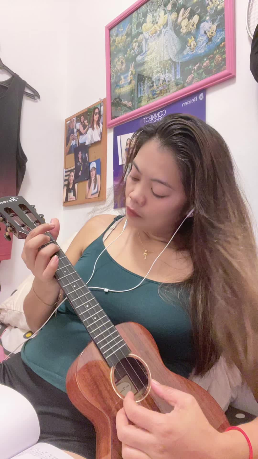 @Tiquella