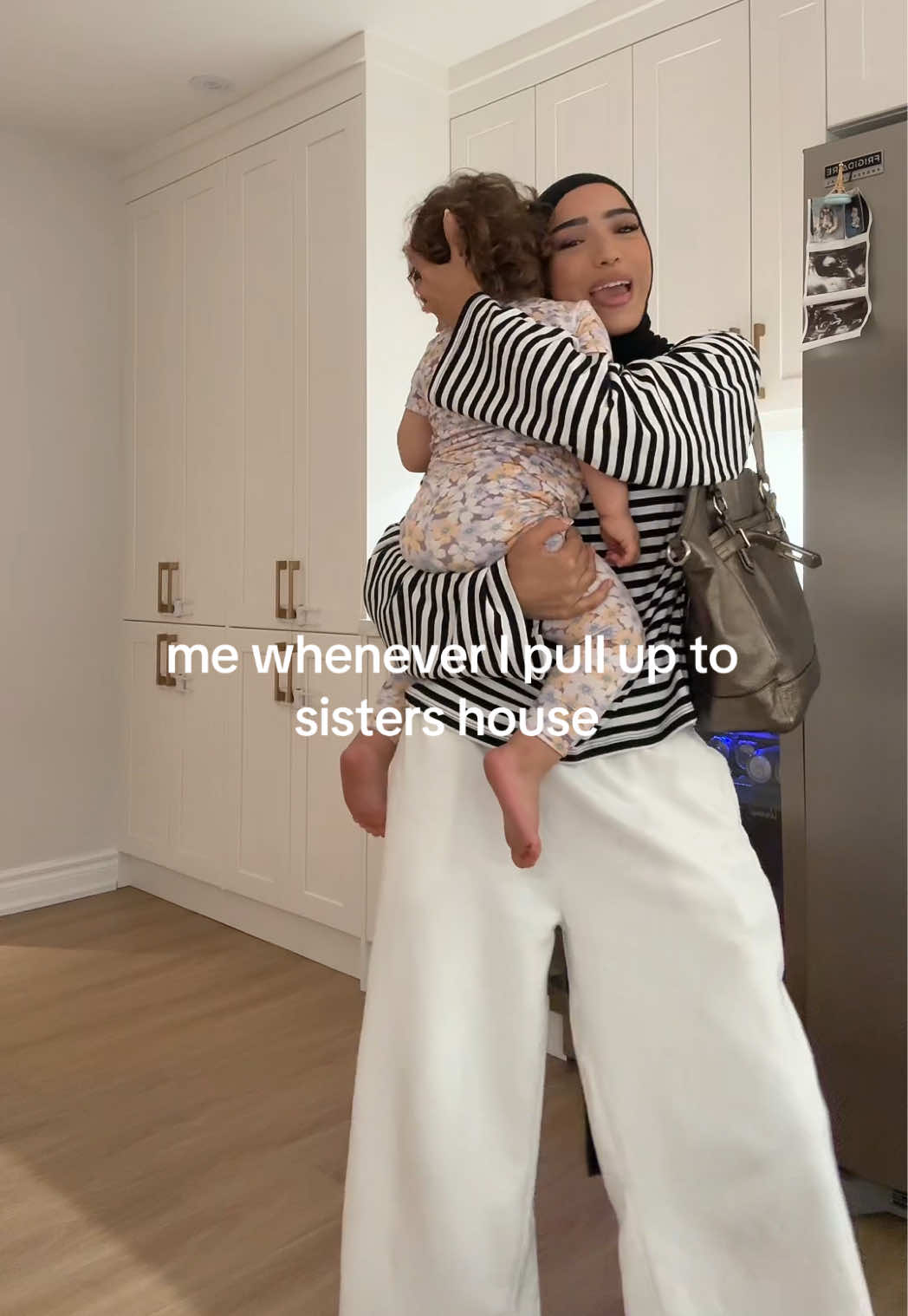 @لارا