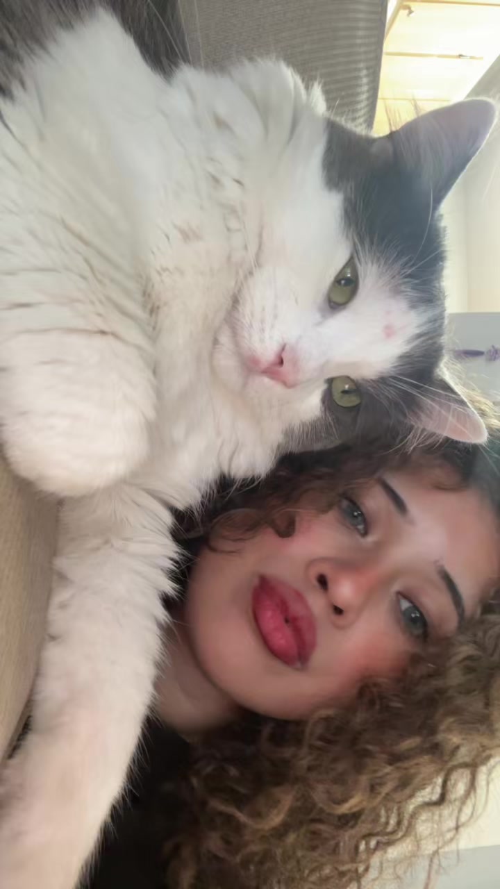 @manelasiya