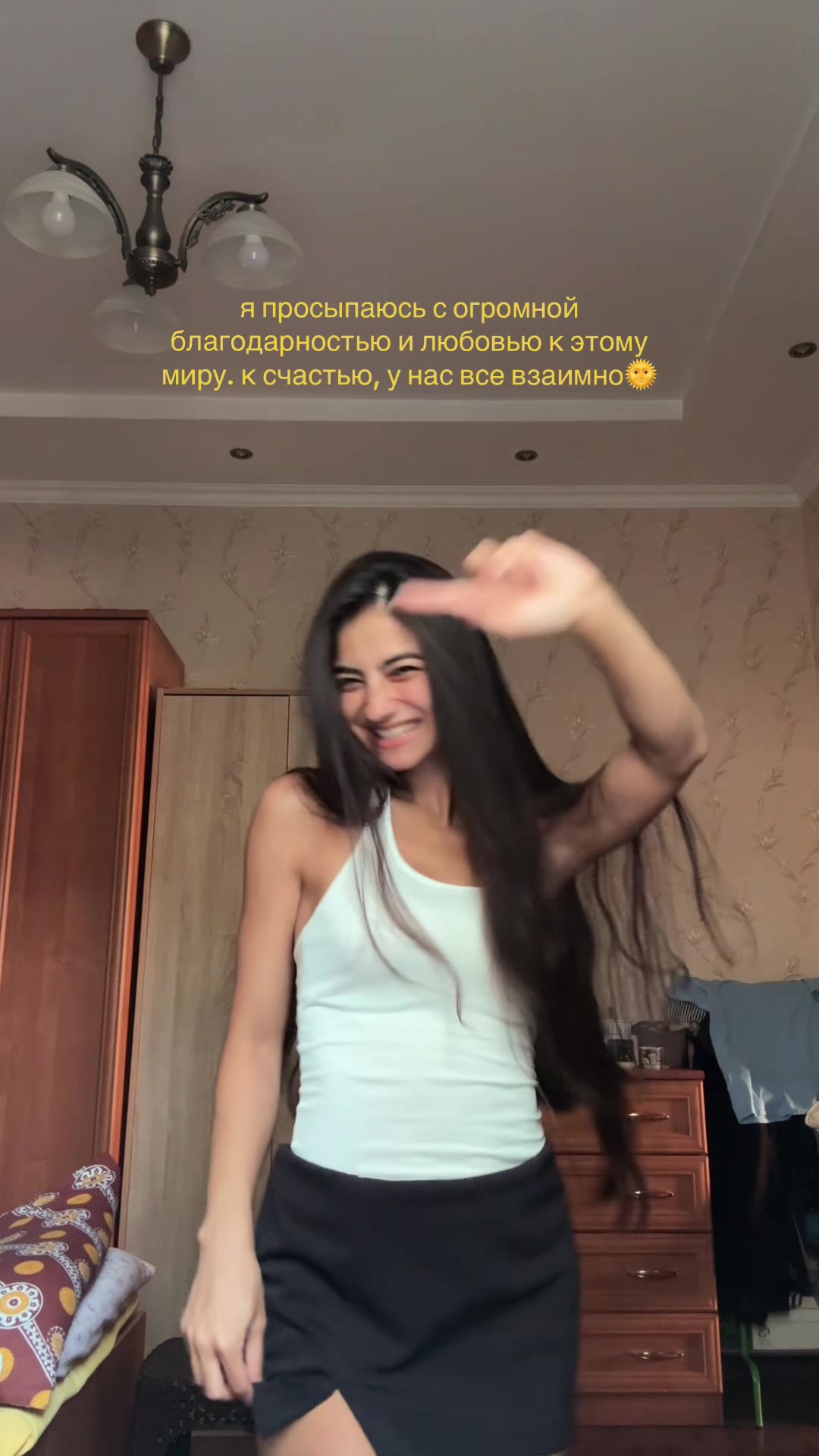 @_bellaraa_