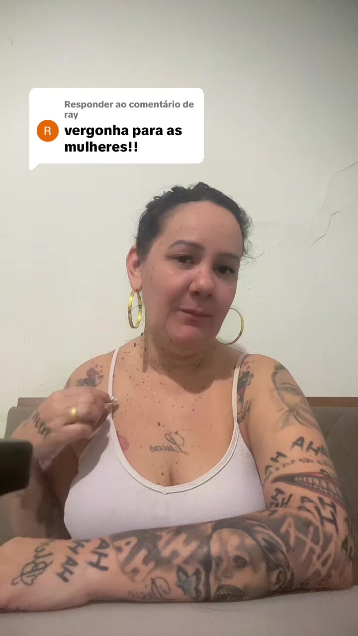 @lessandraoficiall