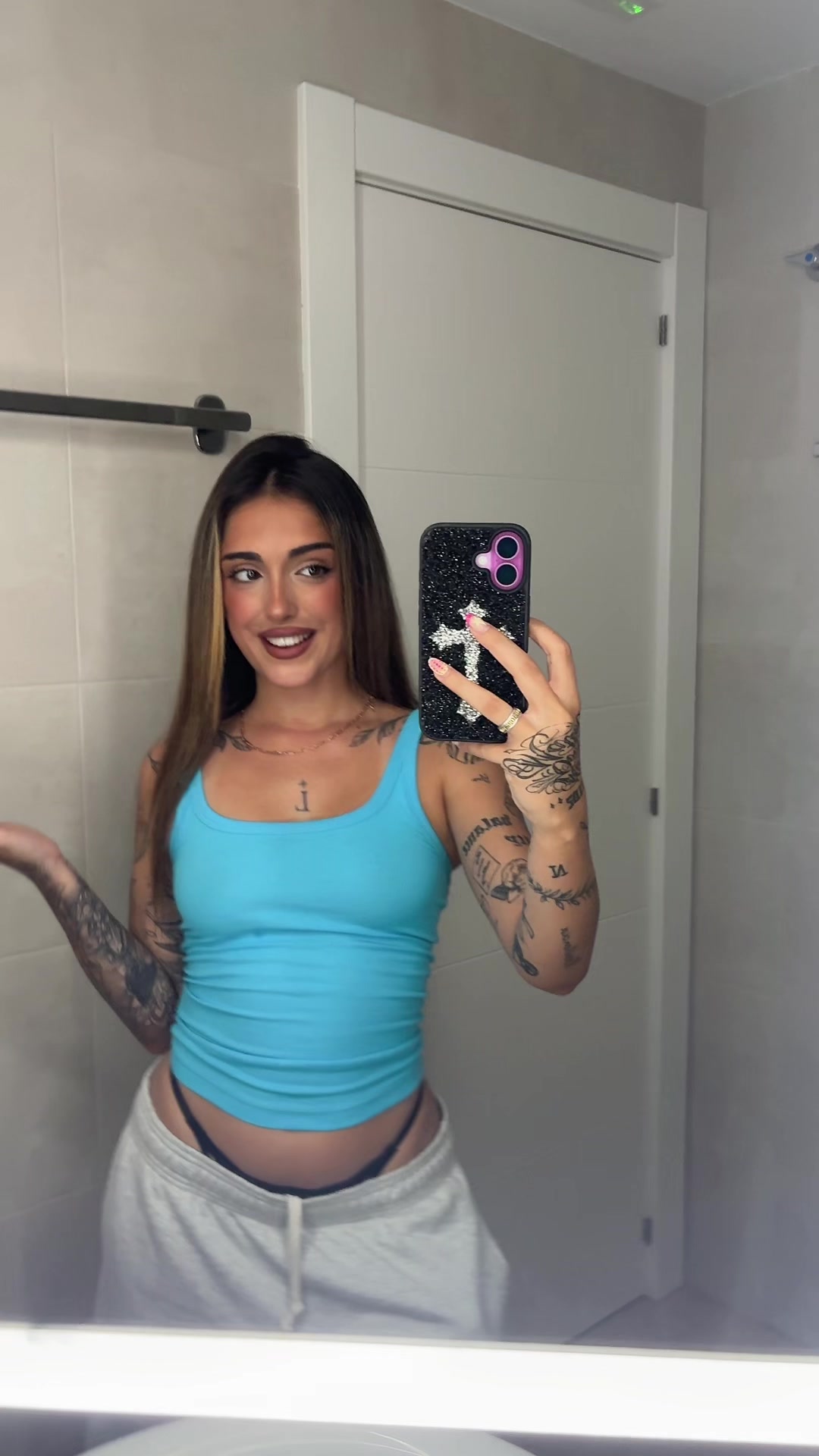 @laurassantoss._