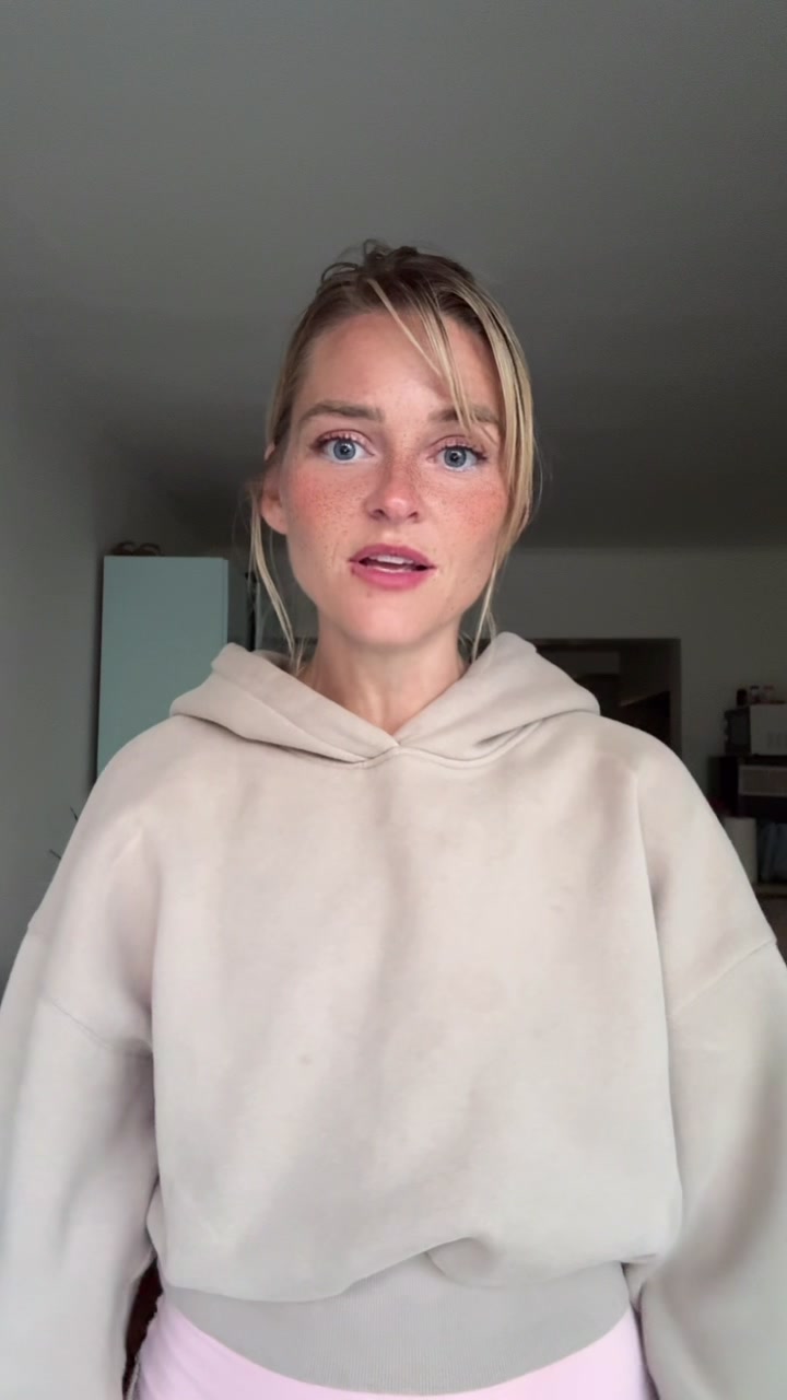 @HappyisAshley 🌞🦋🐶