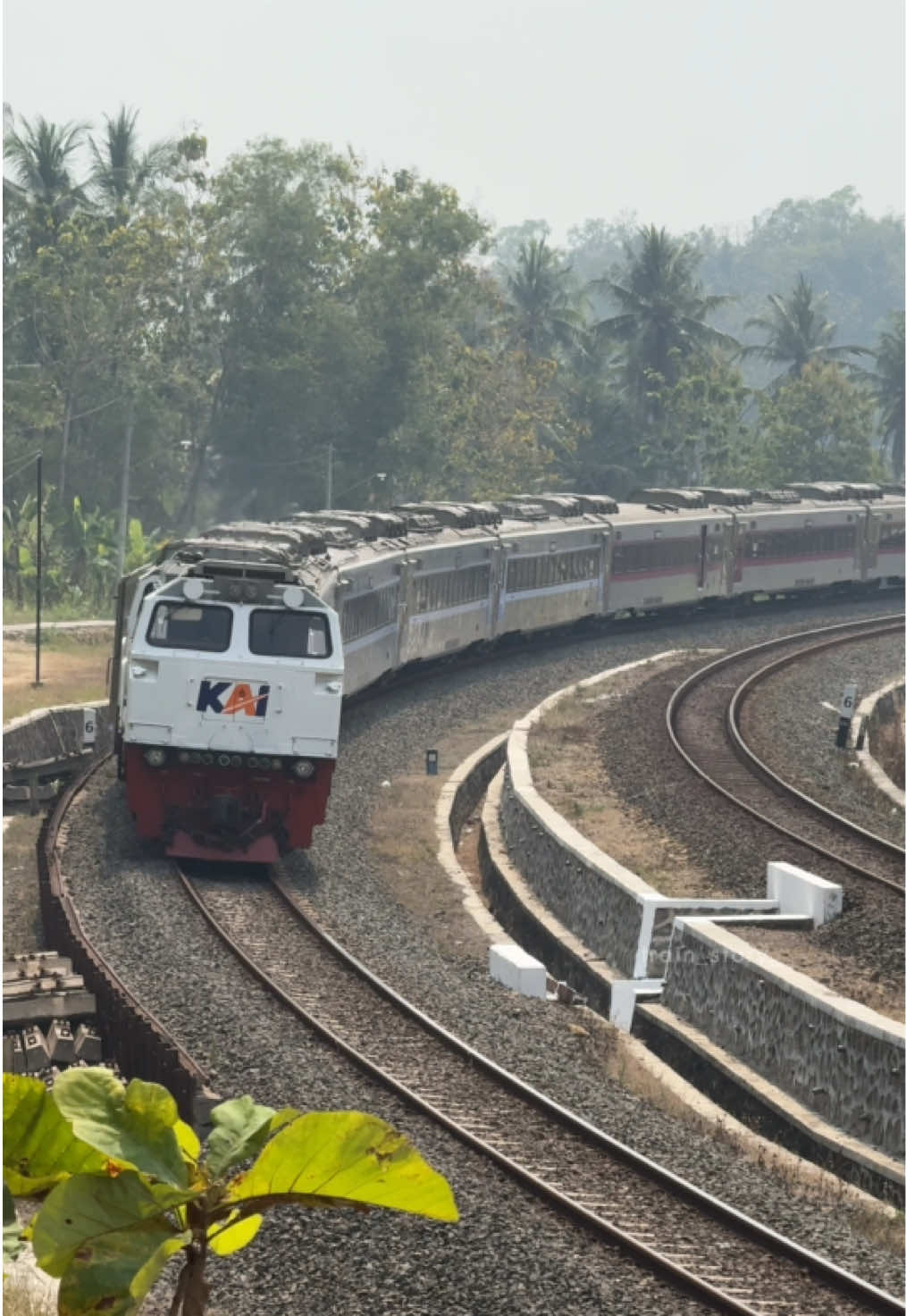 @Train_Story