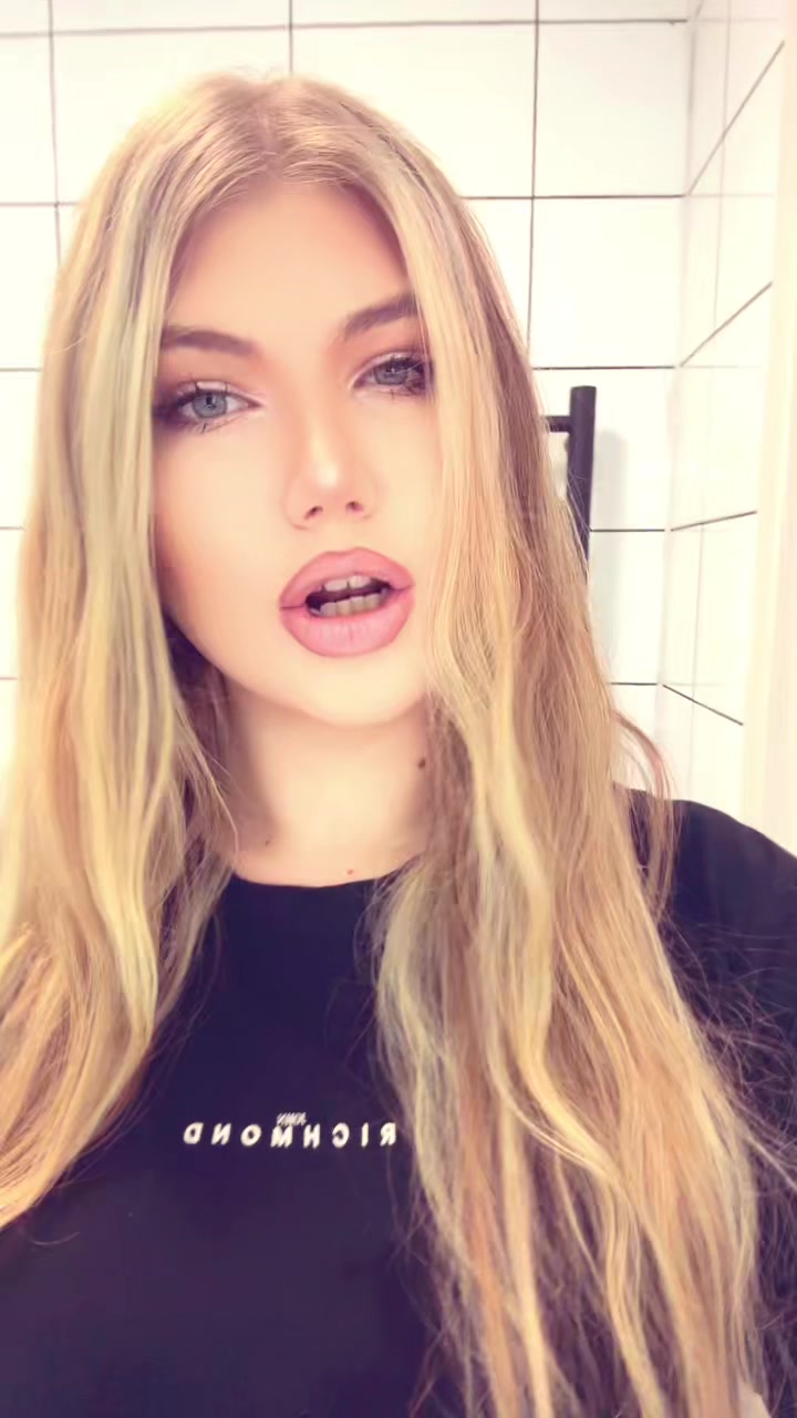 @🦋🤍