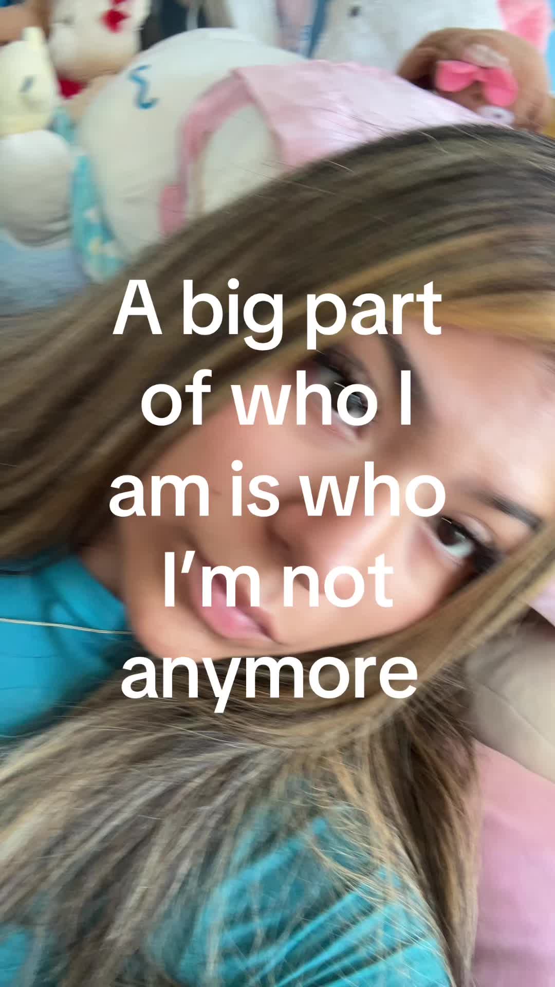 @•Ari•