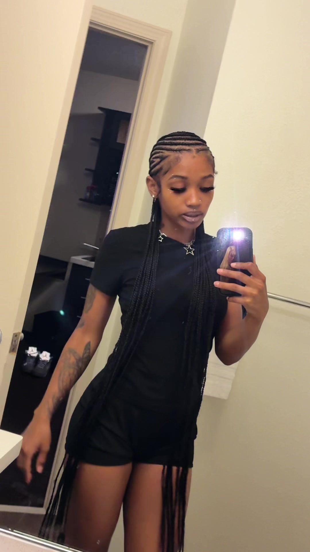 @Mi&rsquo;Yana Capri