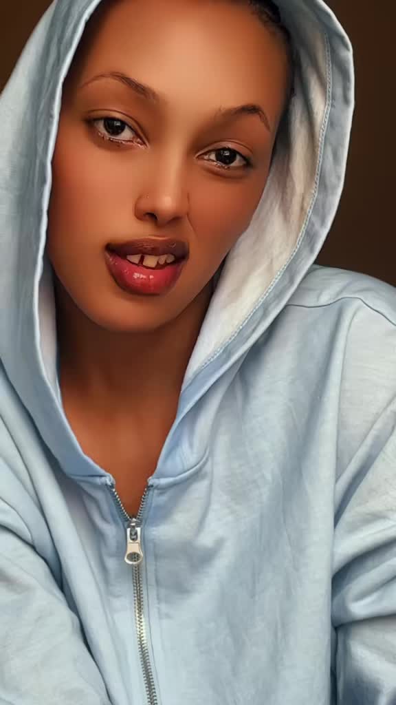 @Latifa🇷🇼