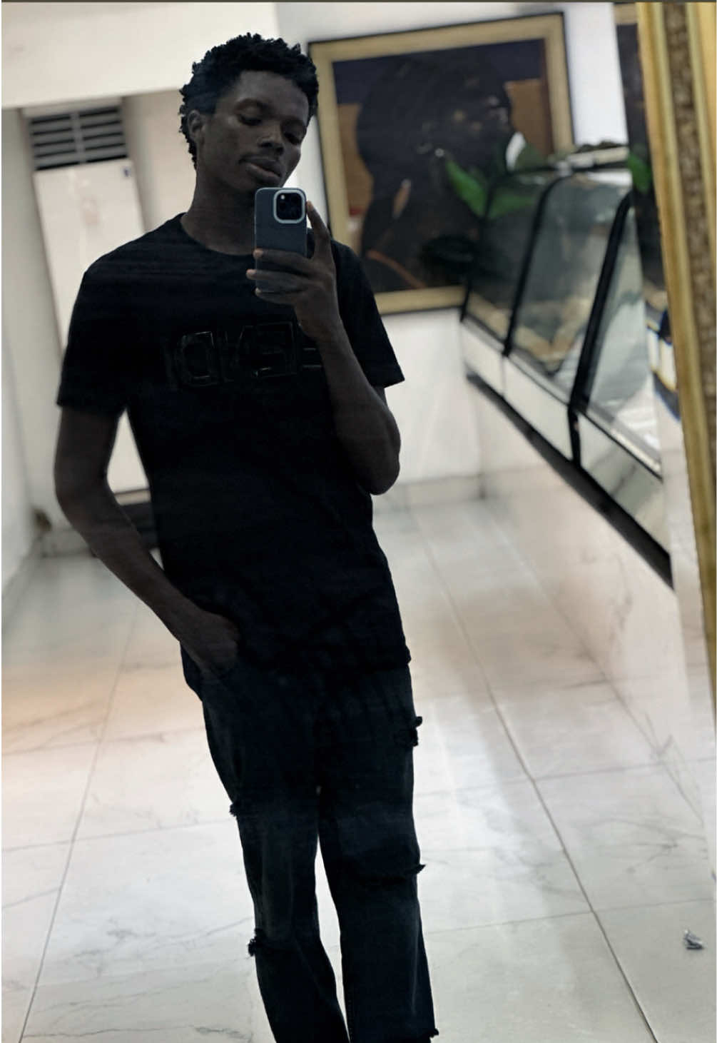 @𝐎𝐋𝐔𝐖𝐀𝐓𝐎𝐘𝐈𝐍 ✨