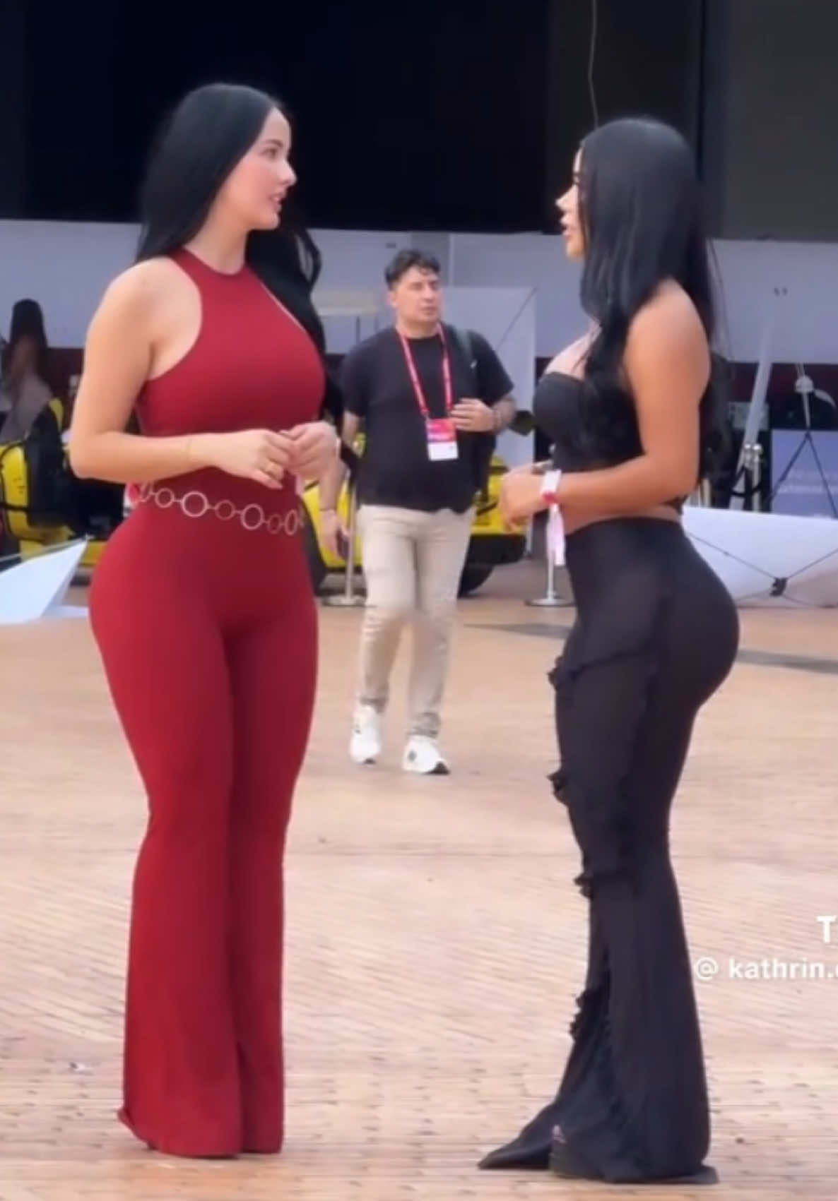 @diosasdelared