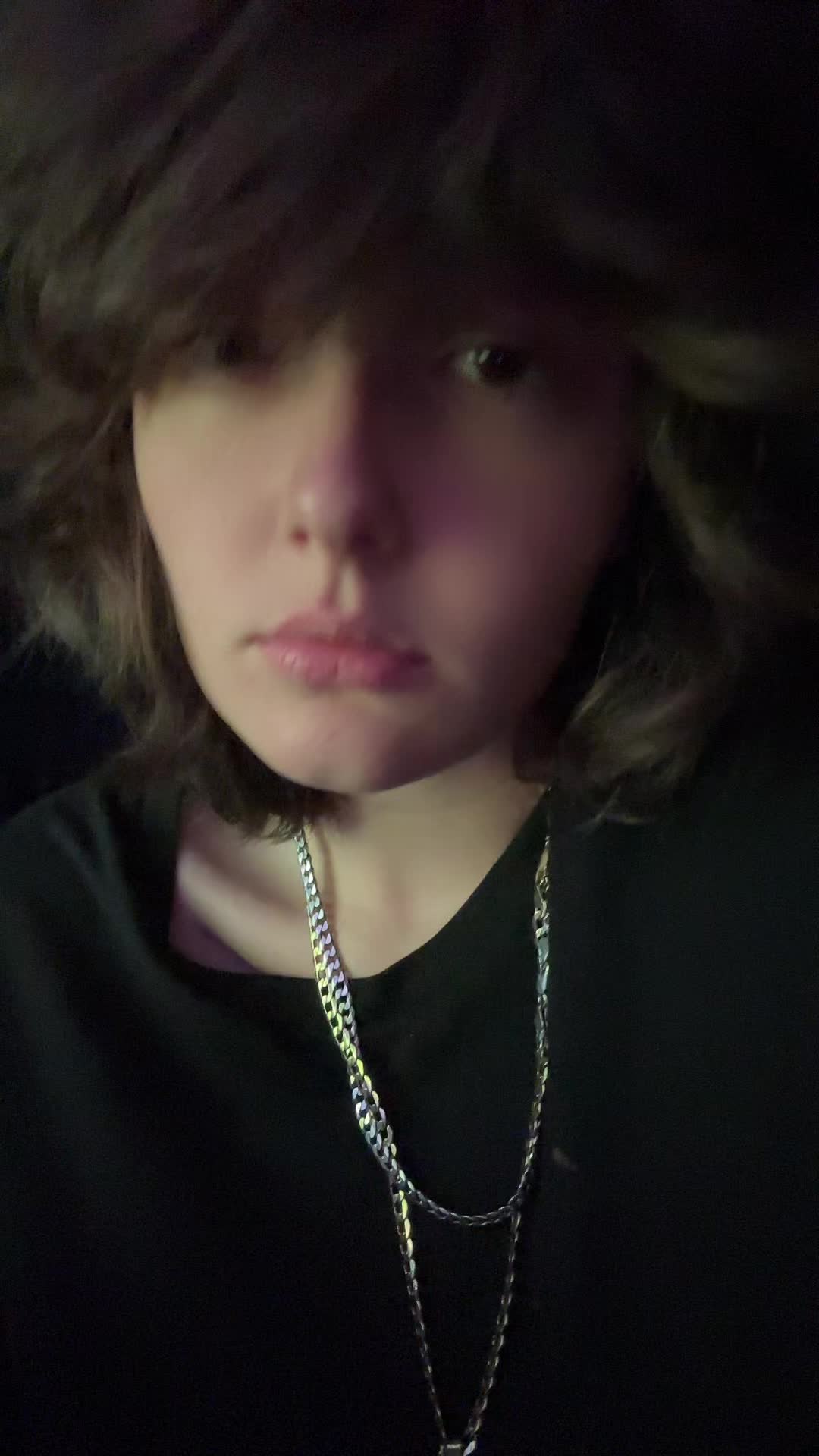 @:3