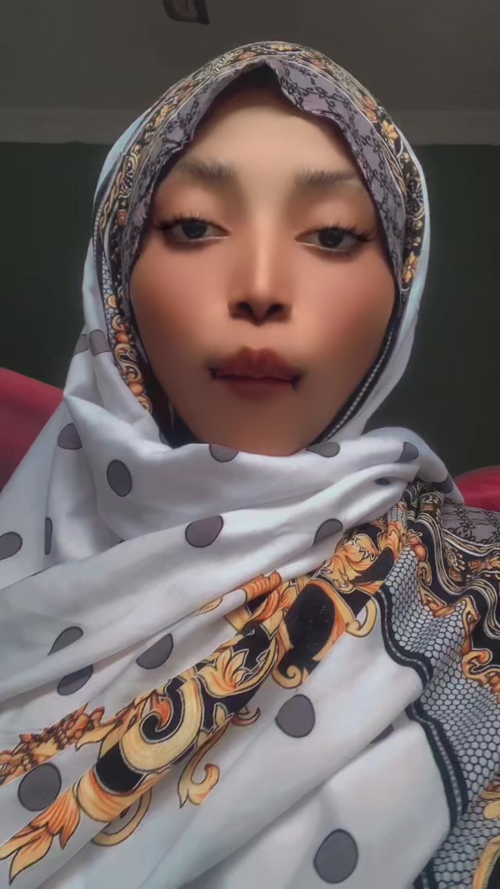 @🦋cute Qudrah🥰