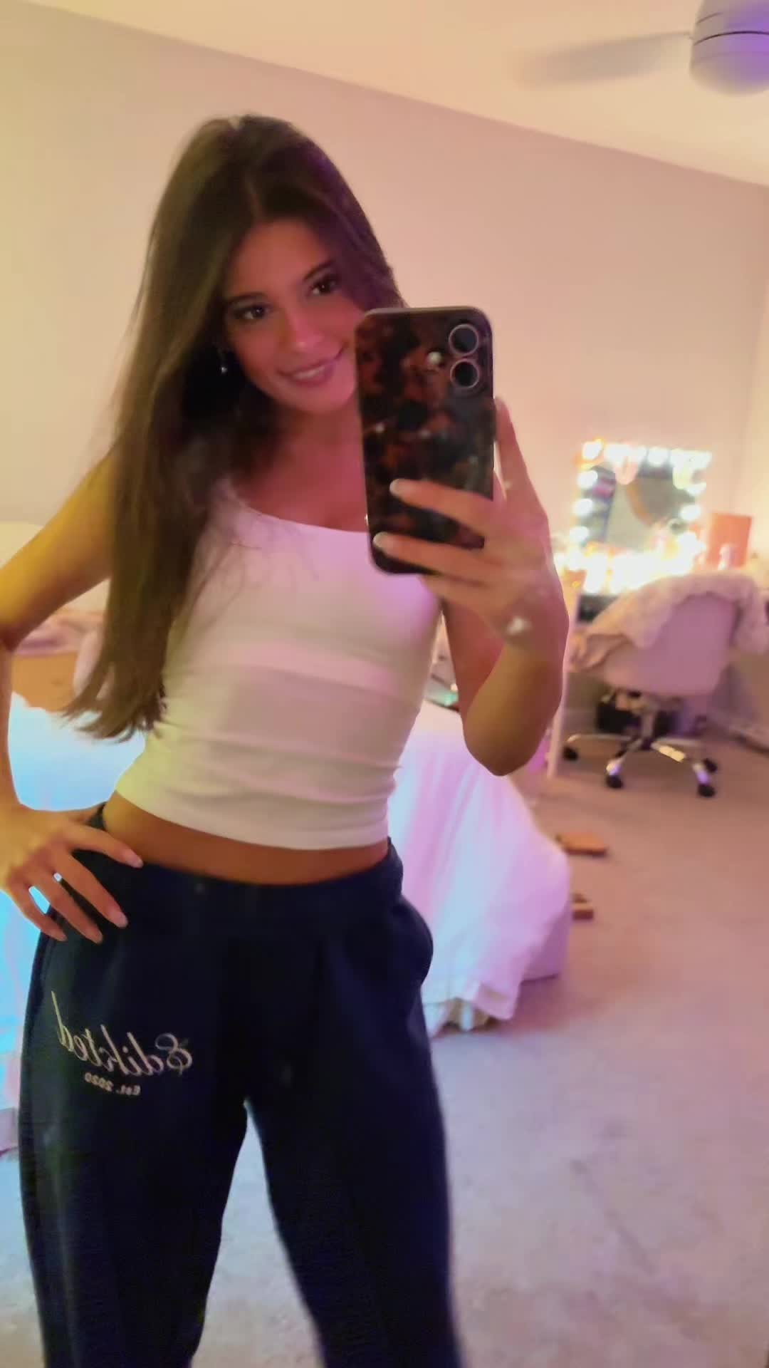 @reesie