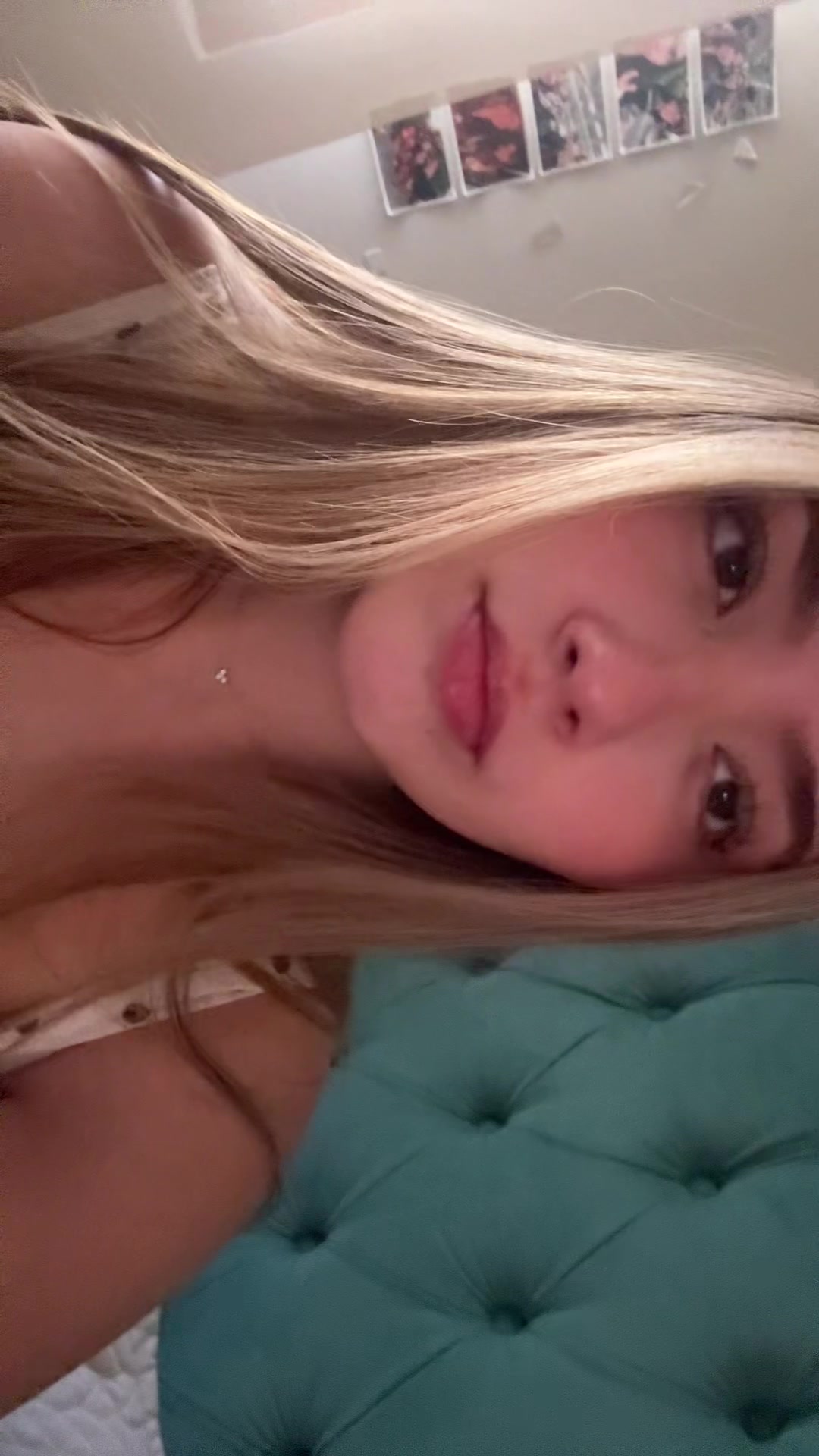 @lauraa