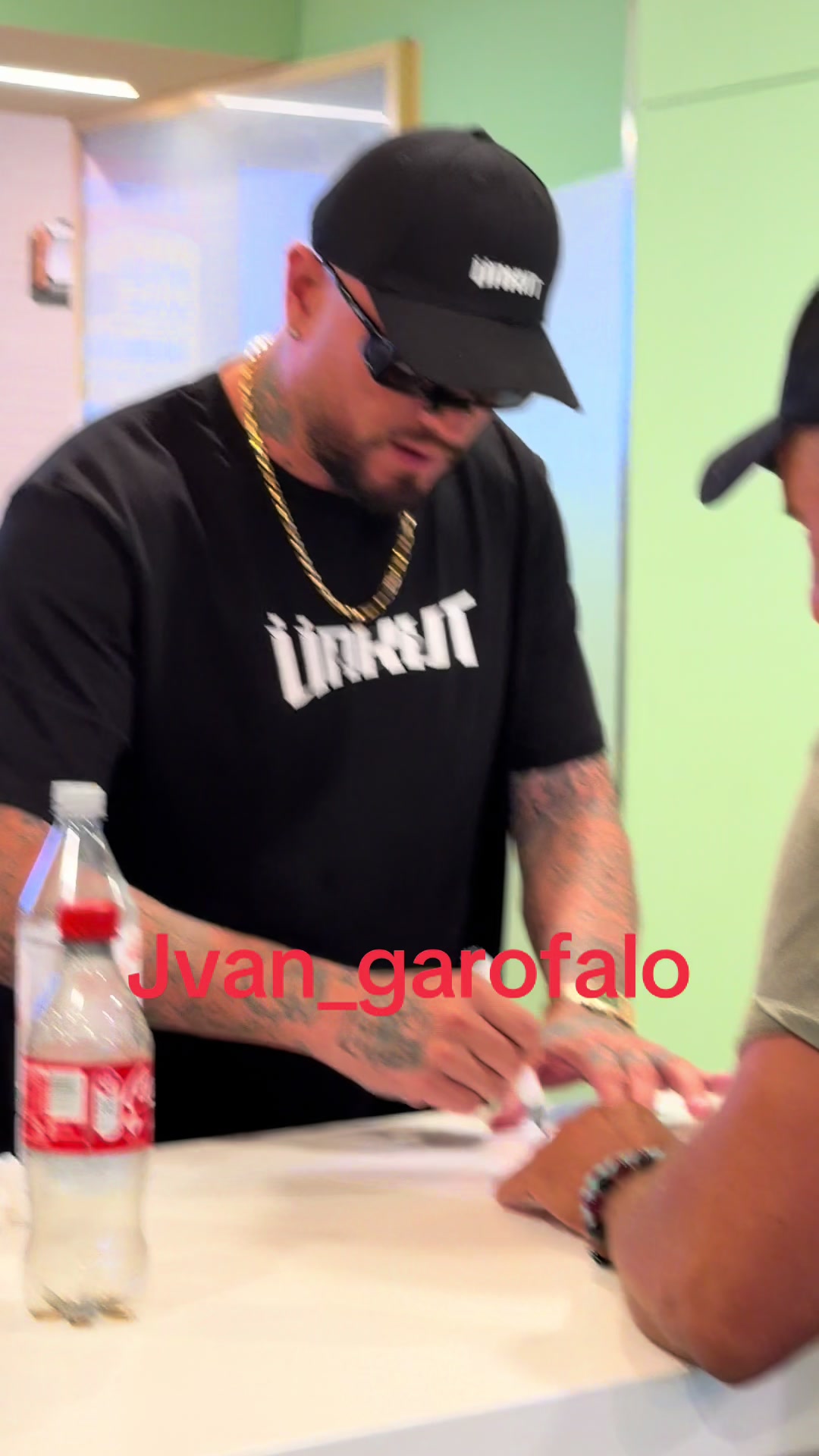 @Jvan garofalo