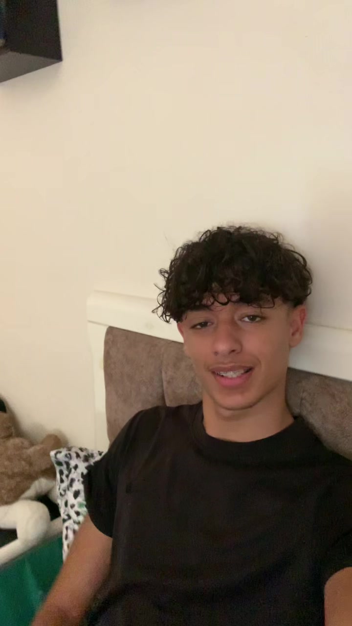 @🤠